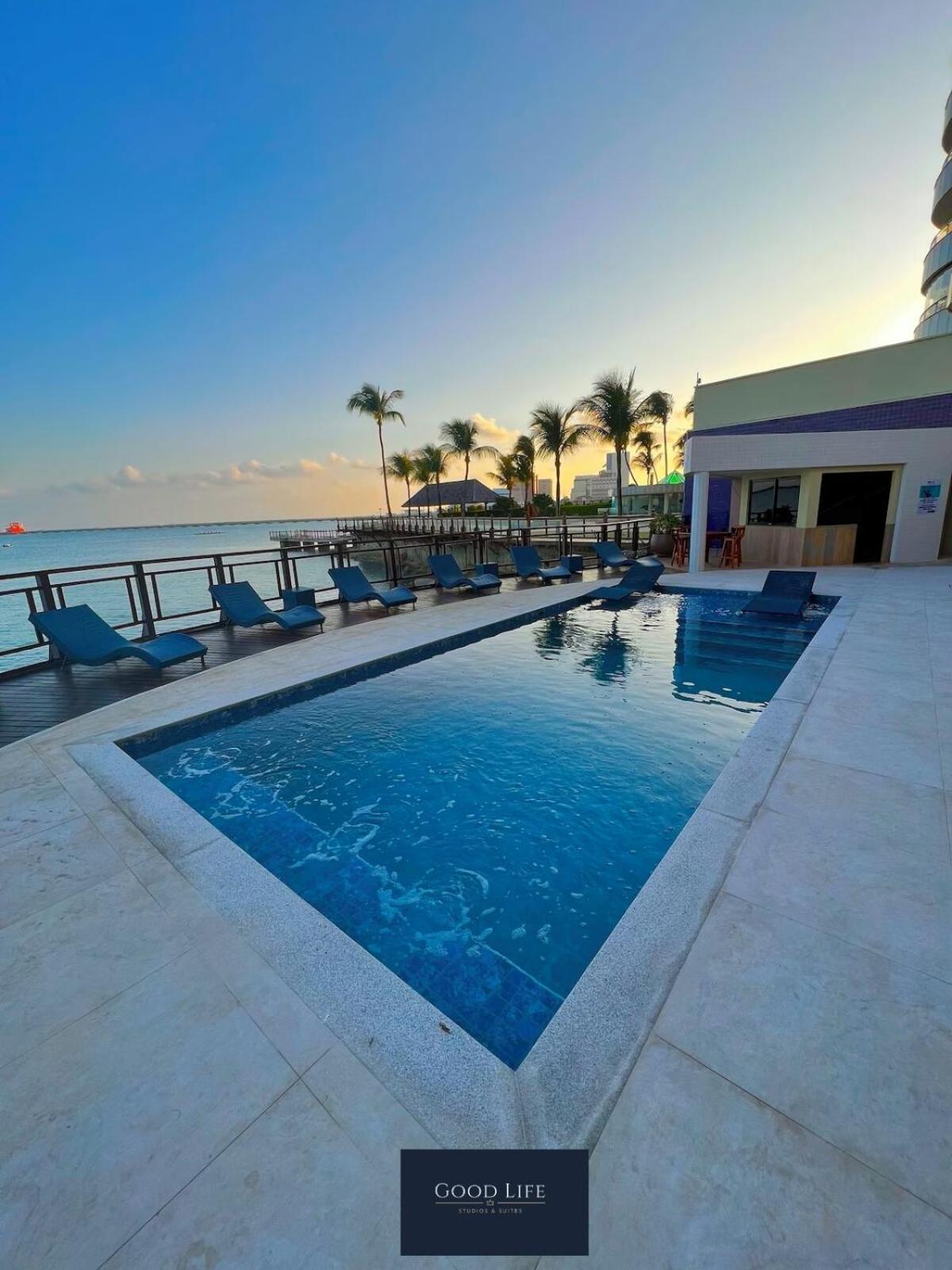 Apartamento Iate Plaza - Calcadao - Frente Mar Flat 205